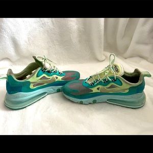 Air Max 270 mint green color block